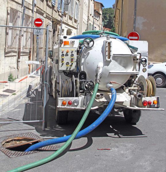 Éviter les remontées d'eaux usées dans un immeuble  